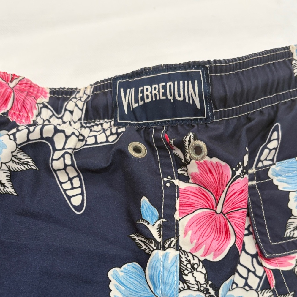 Vilebrequin Men's Starfish and Turtle Shorts - Navy with Pink and Blue - Picture 3 of 6